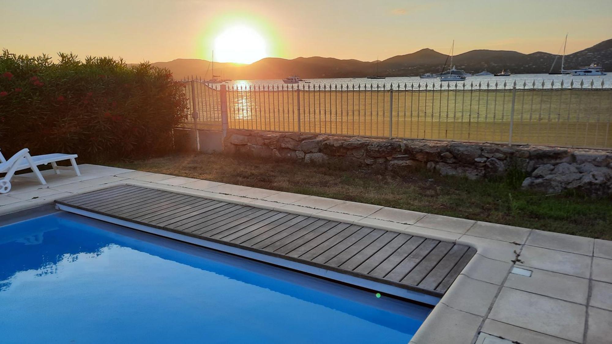Villa Playa Del Sol -B4 แซ็ง-ทรอเป ภายนอก รูปภาพ